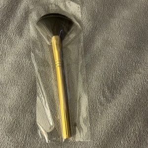 BareMinerals Light Stroke Fan Brush